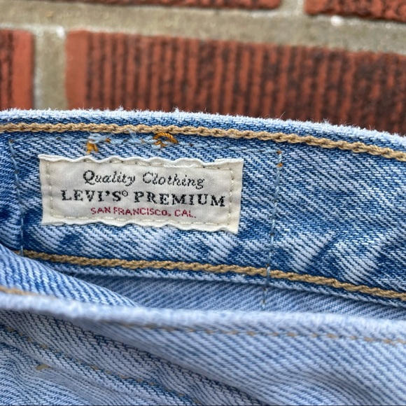 Levi’s 501 Taper Light Wash Distressed Zip Ankle Jeans Women’s size 26 - Picture 7 of 12